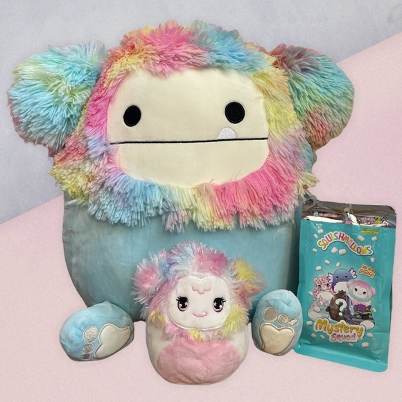 ZOZO 16” BIGFOOT RARE SQUISHMALLOW WITH A SCENTED MYSTERY 6” BABY BIGFOO… - Picture 1 of 5